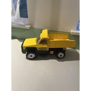 Hasbro Tonka - USA 2001 Pressed Steel Construction Yellow 13.5" - Dump Truck